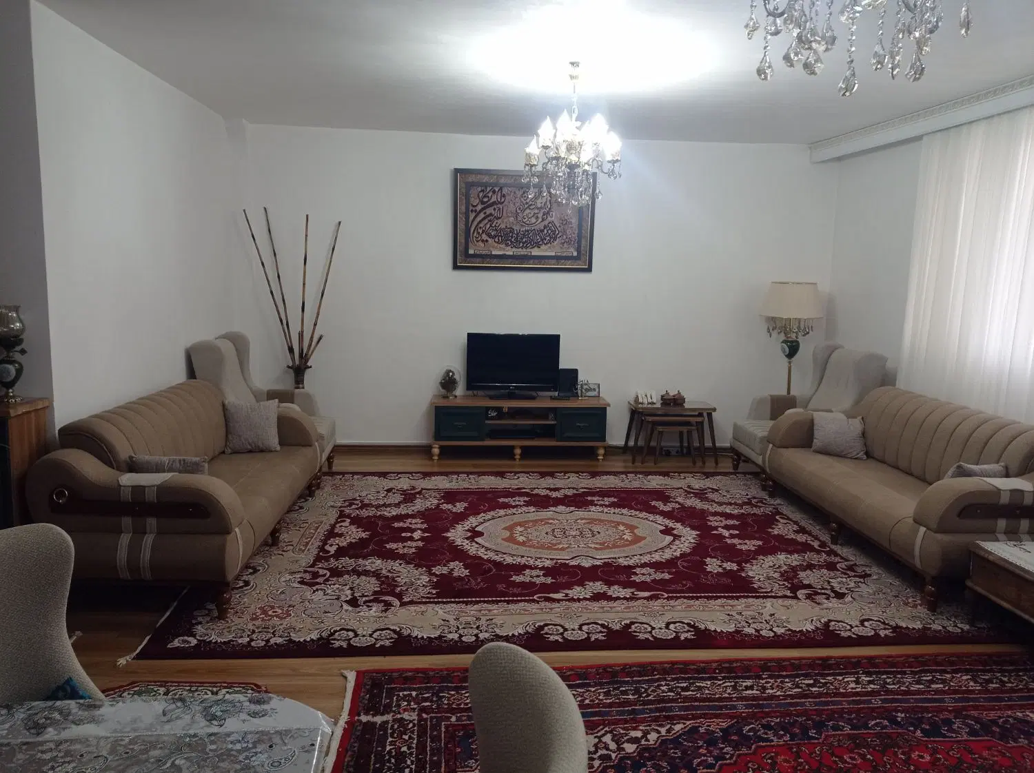 آپارتمان مجلل بالا