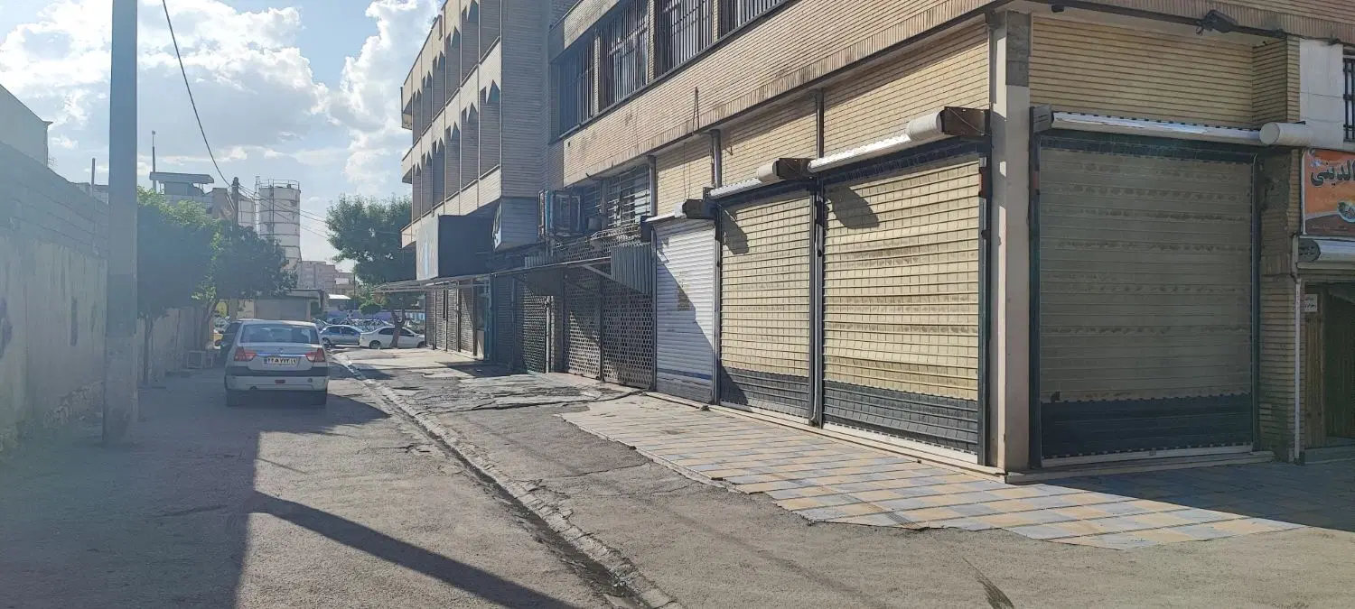 مغازه 48 متری درگاراژ ترمینال...پست شهید قندی