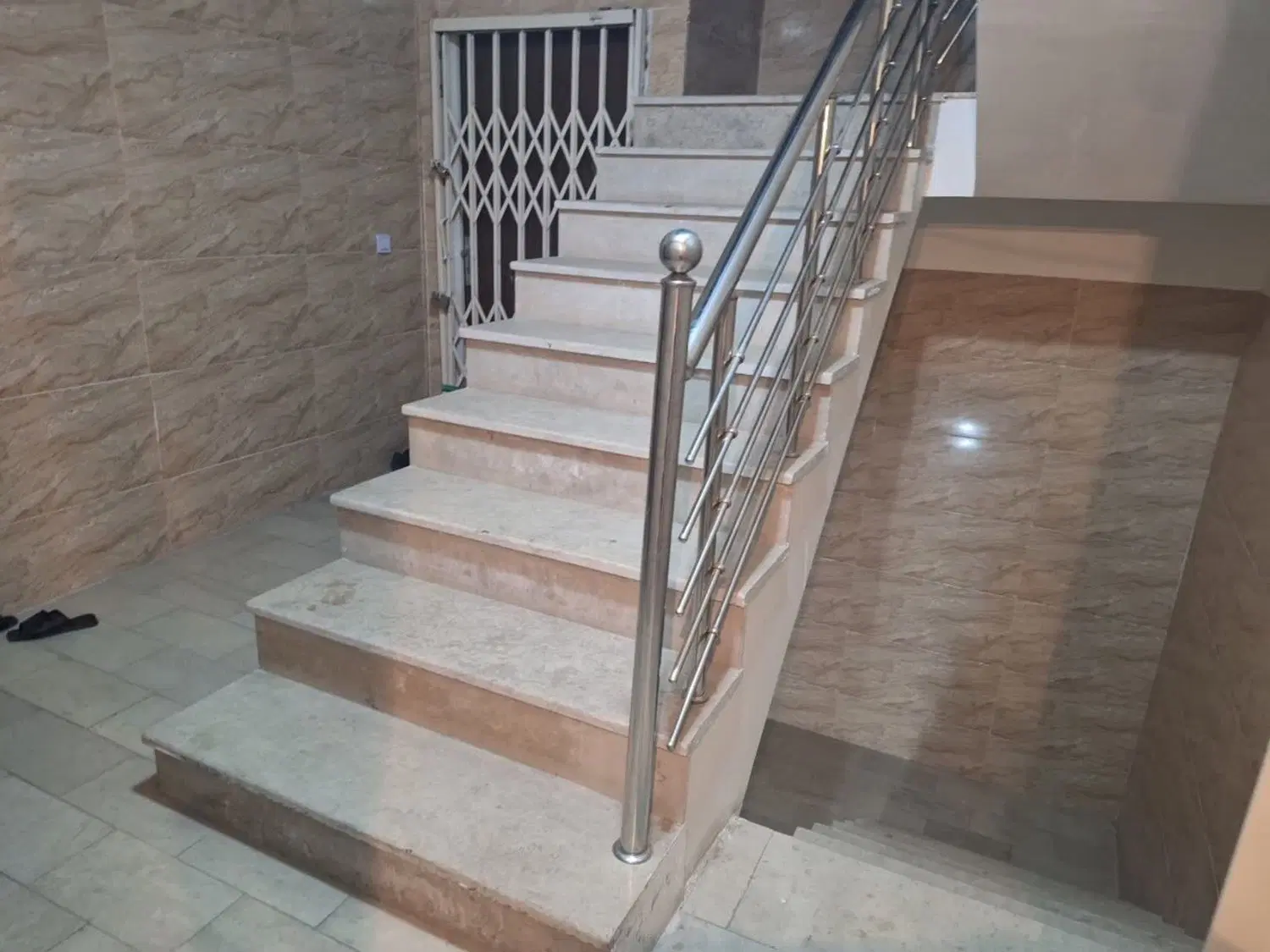 فروش واحد ۱۰۰متری نوساز