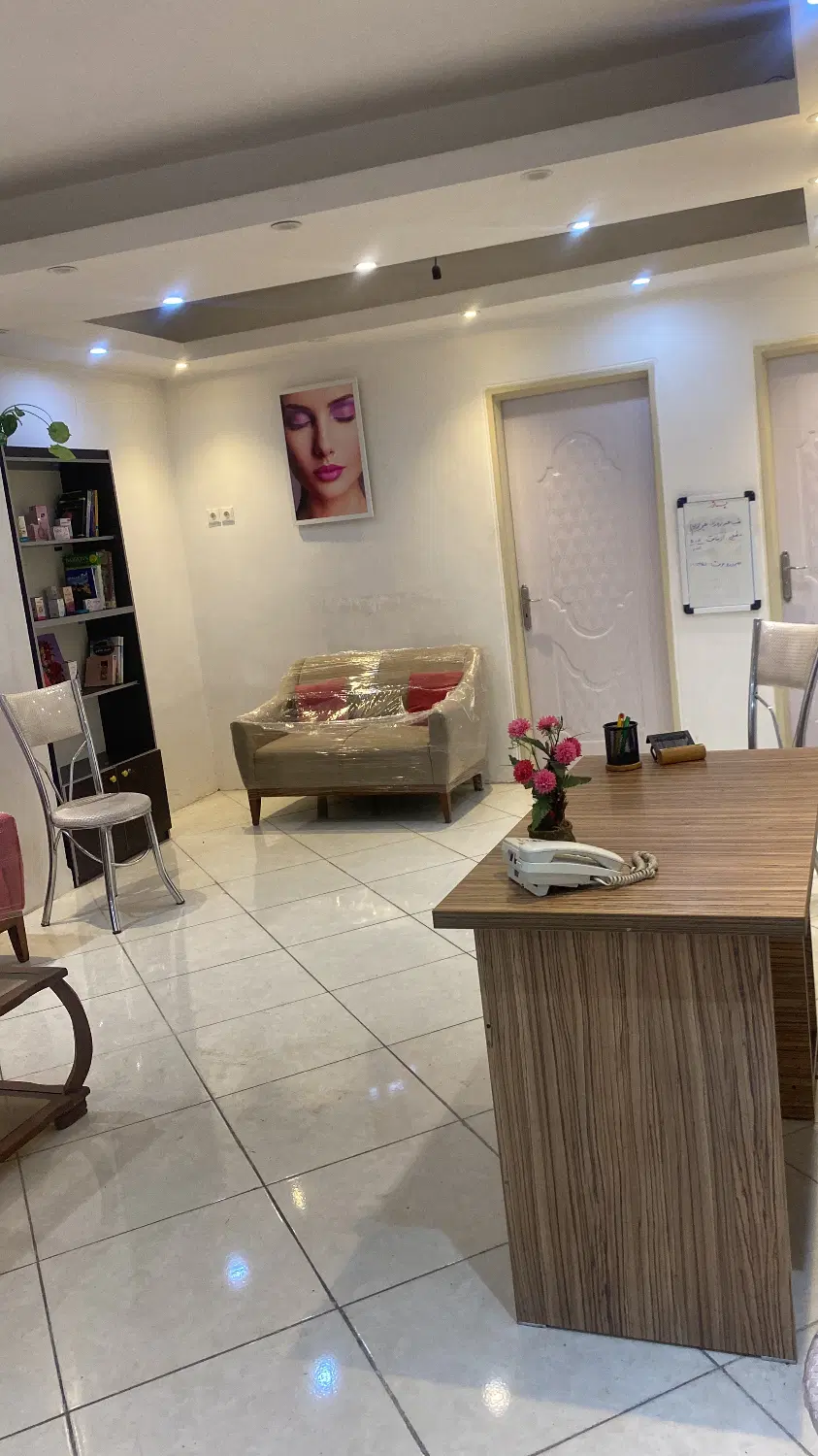 اتاق جهت اجاره پزشک تغذیه ارایشگر ناخنکار بیمه