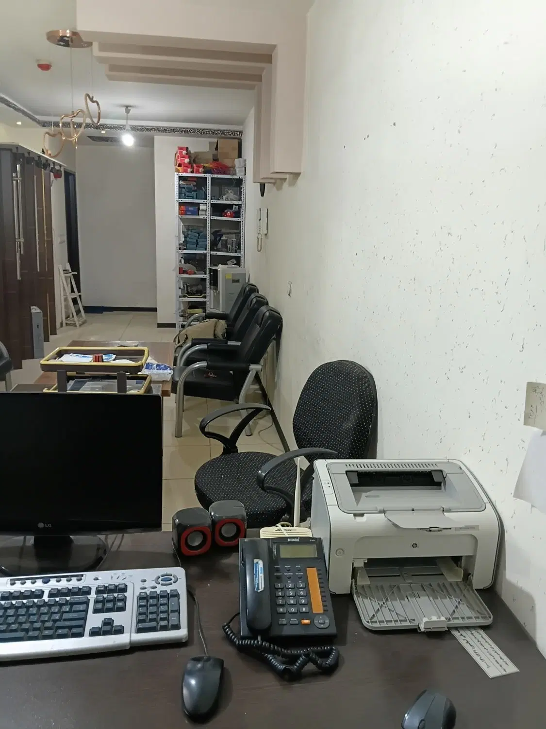 ملک اداری موقعیت عالی