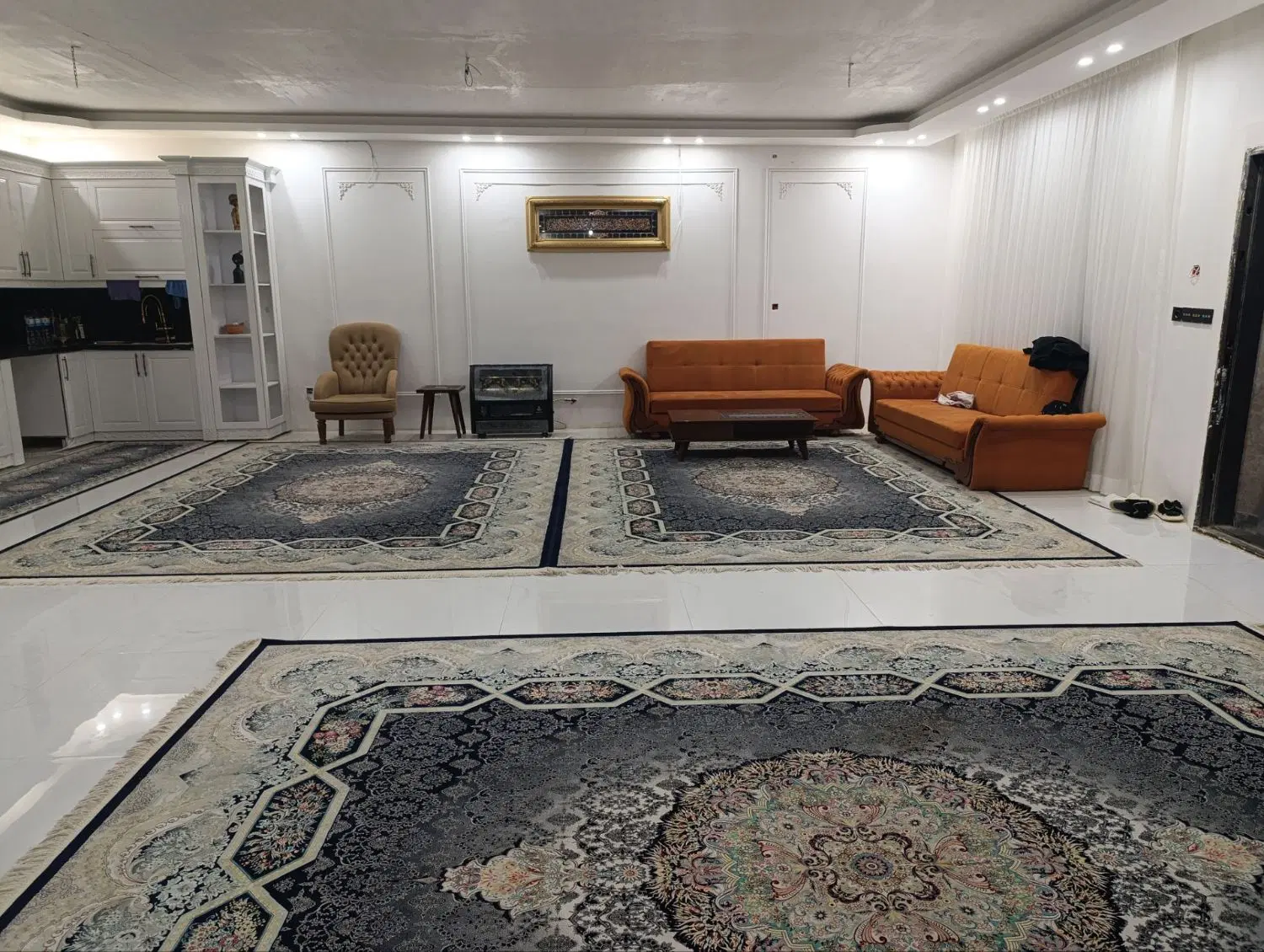 اجاره خانه ۸۰۰ متری