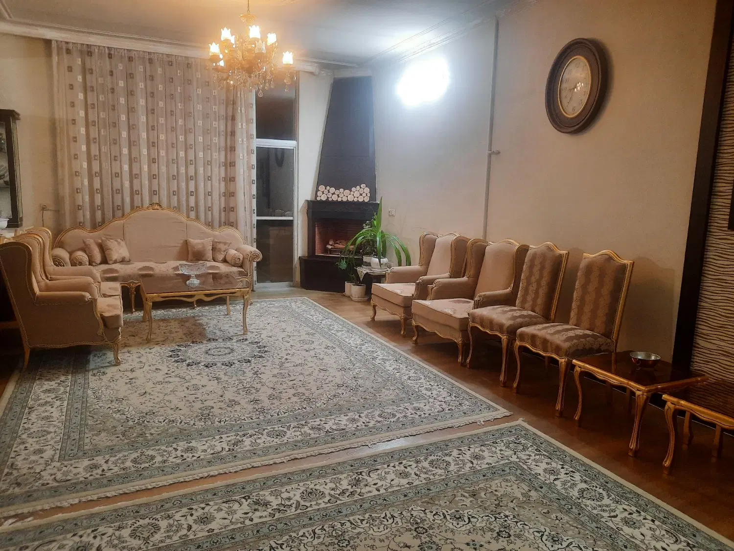 اپارتمان ۱۴۵  متری