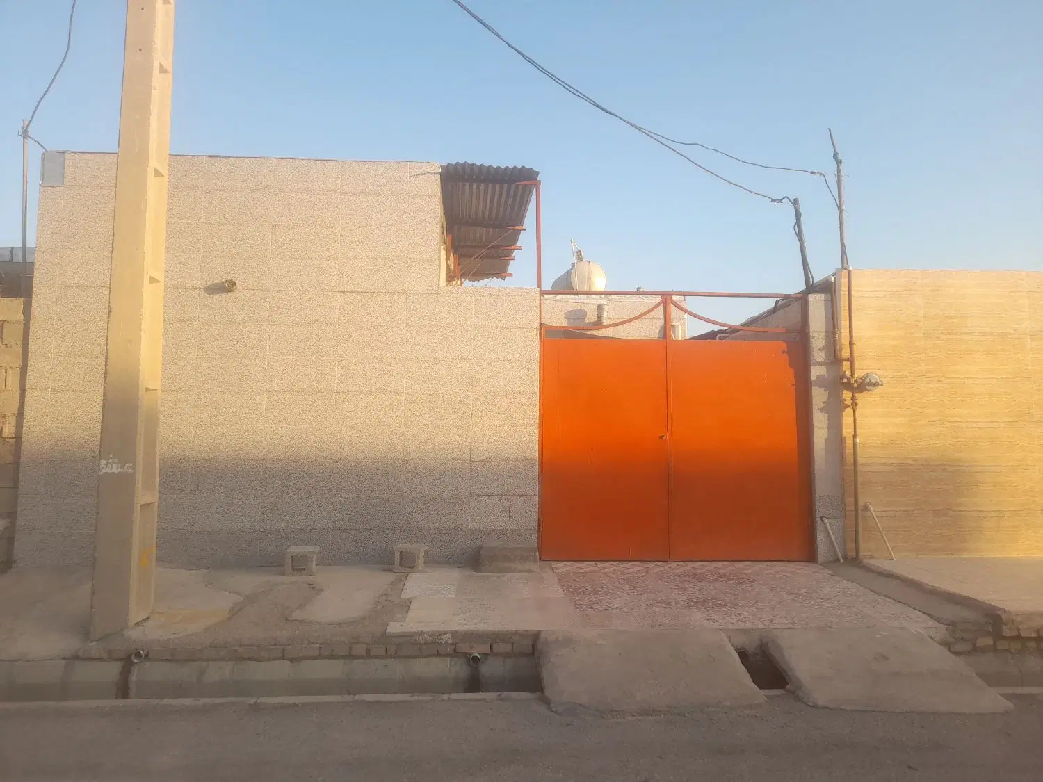 خانه ۱۰۰متری شهرک دوکوهه