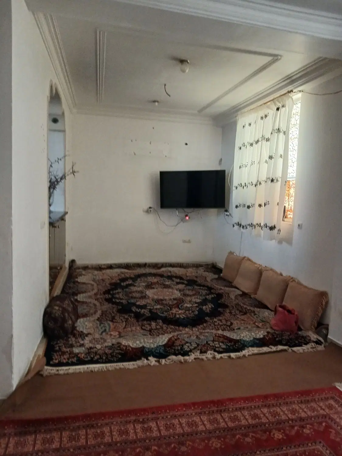 یک باب خانه مسکونی