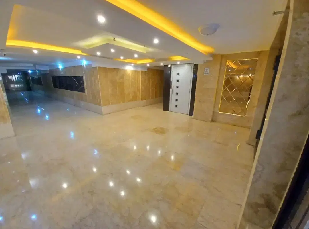 آپارتمان 72 متر خوش نقشه +20متر حیاط خلوت