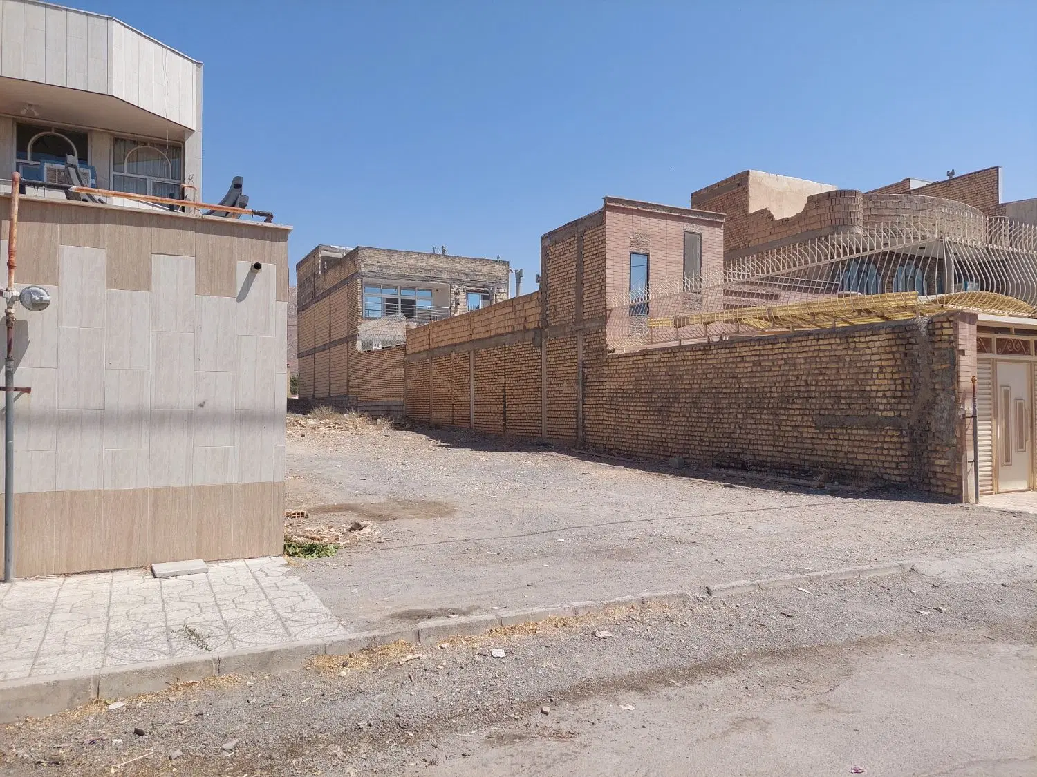 فروش زمین مسکونی آزادگان