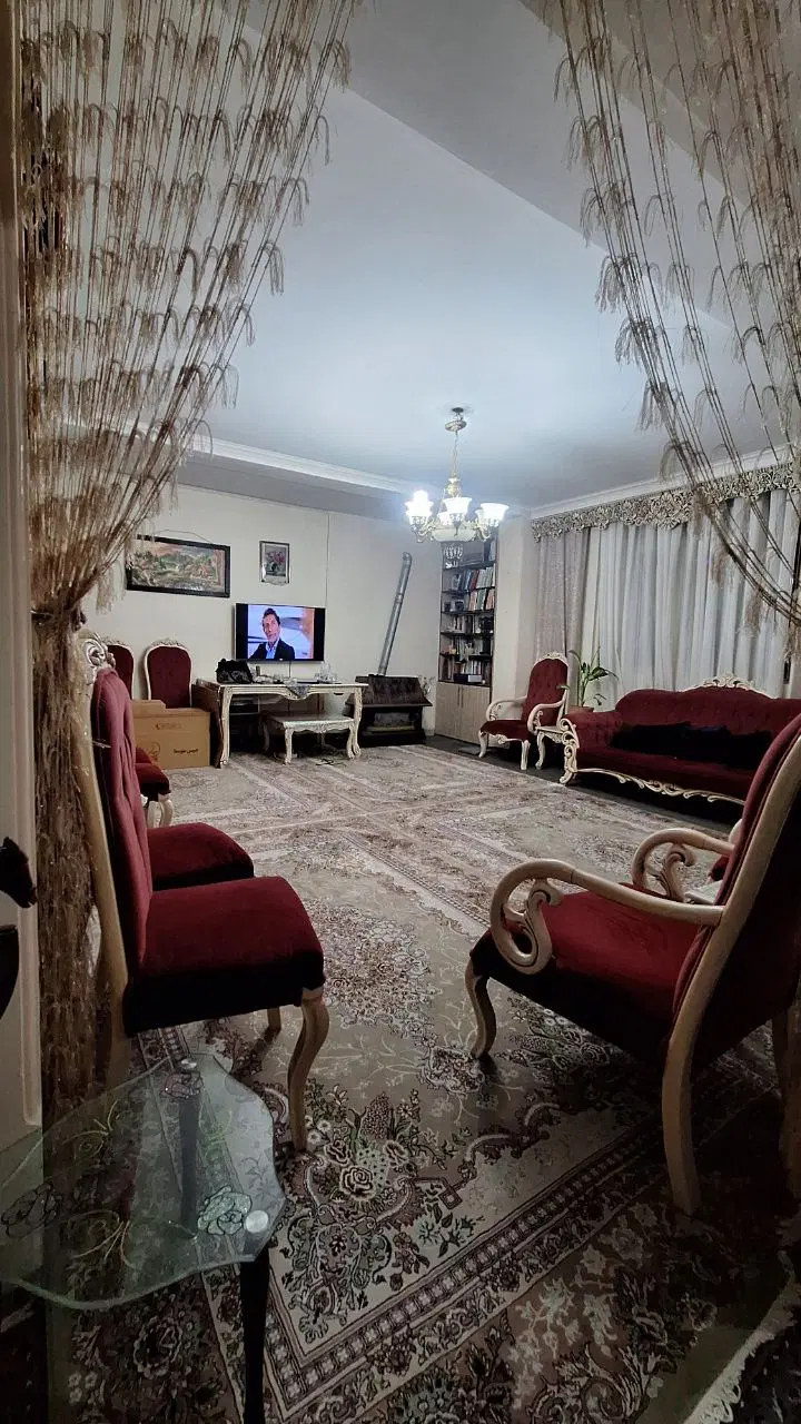 پارتمان ۸۶ متری تمیز فول امکانات