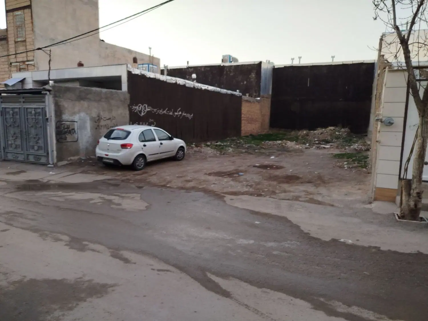 زمین مسکونی