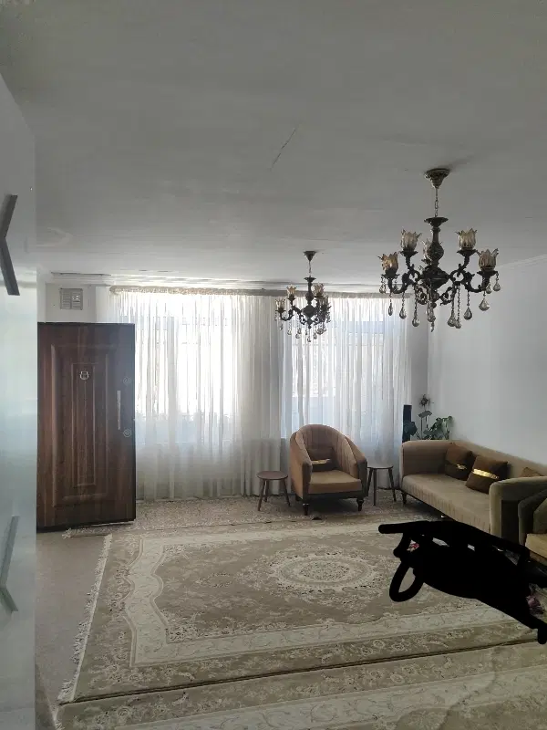 یک واحد آپارتمان کم واحد 93متر زمین 70متر زیربنا