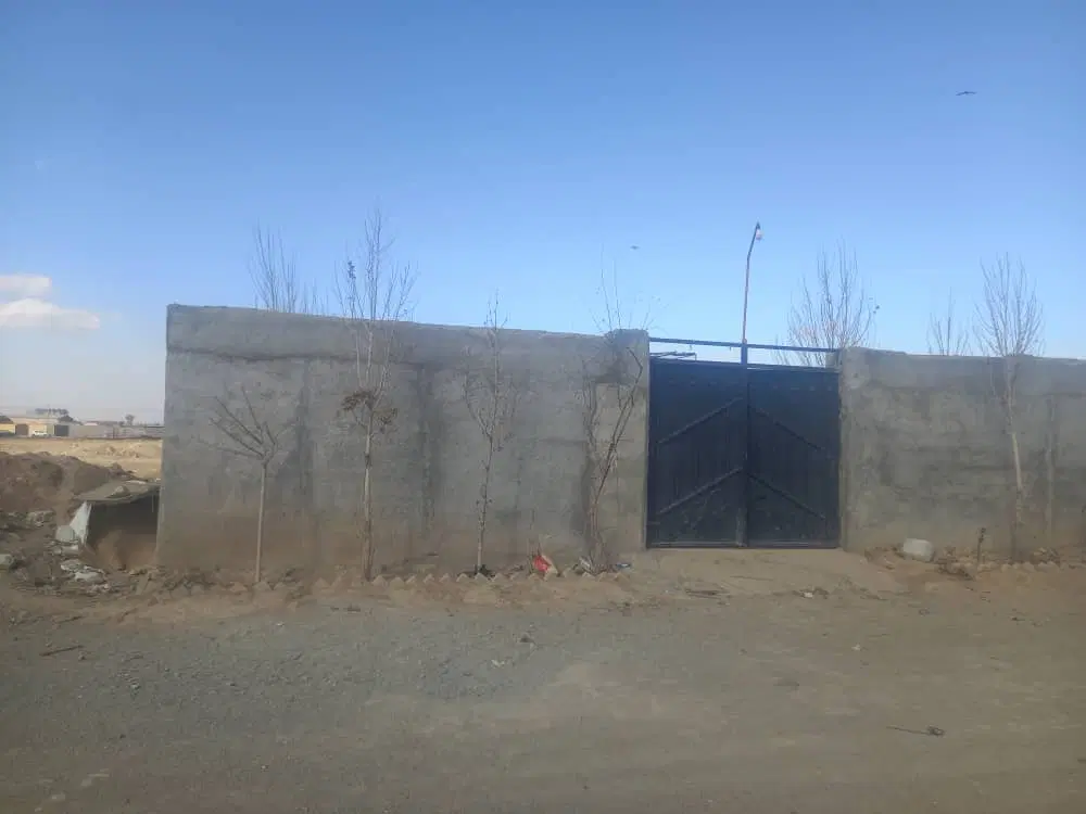 فروش‌باغچه‌چهار‌دیواری