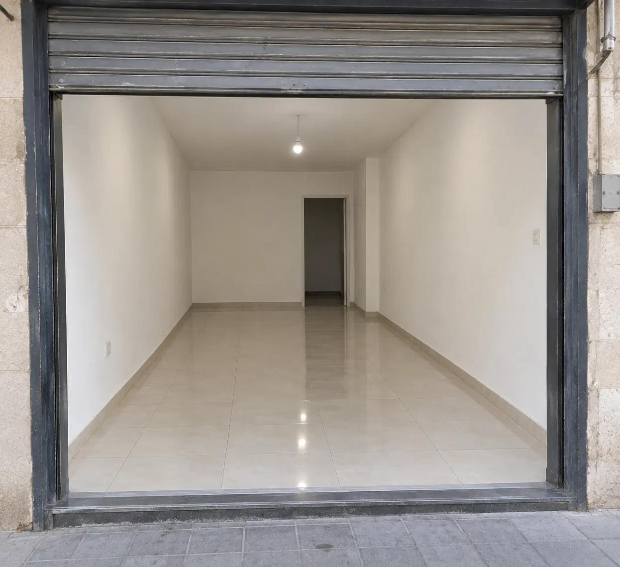 مغازه ۹ متری برای اجاره