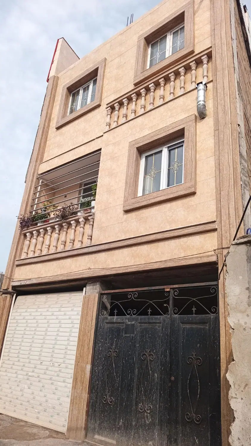 دوبلکس ۱۵۸متر زیر قیمت پارکینک اختصاصی با پنت هاوس