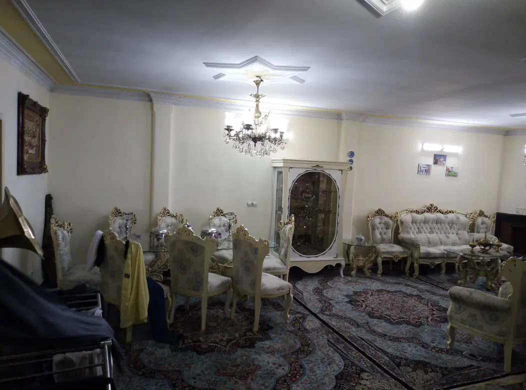 ۹۹متری  ۲۲ ساله
