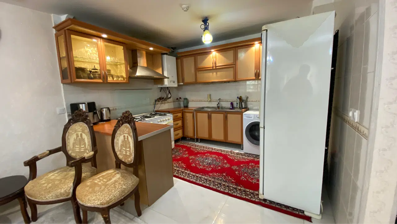 فروش آپارتمان دو خواب(خیابان امام مهدی)