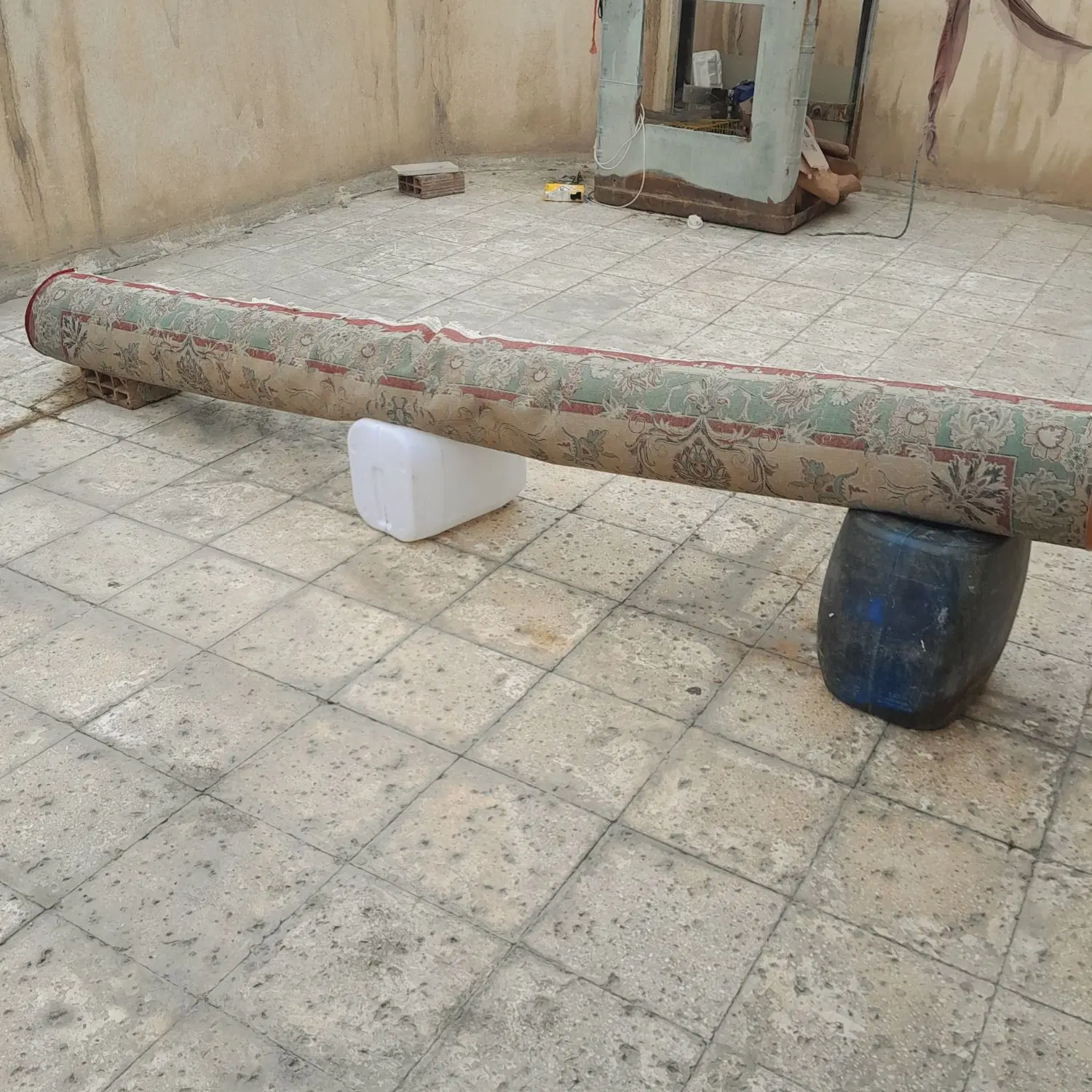 اجاره واحد ۵۰ متری با حیاط اختصاصی
