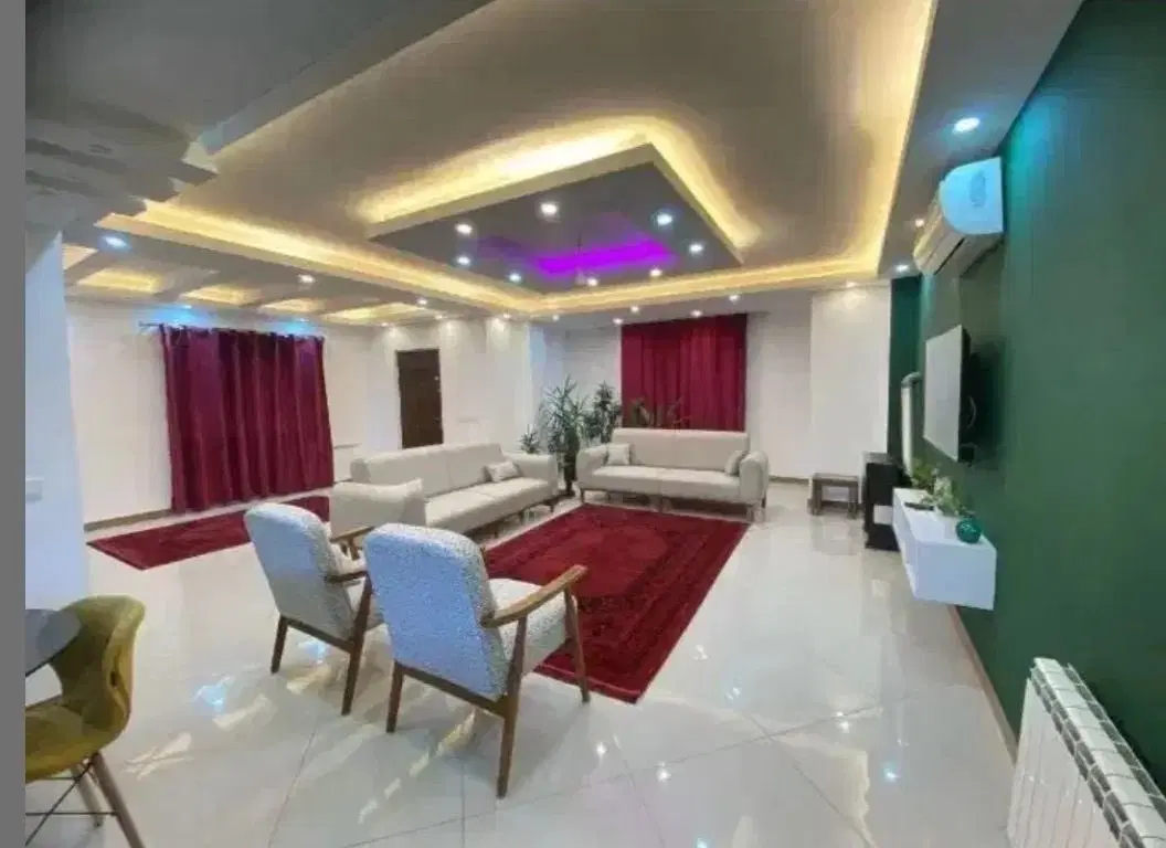۶۰ متری شهرک وحدت طبقه سوم املاک عسگری