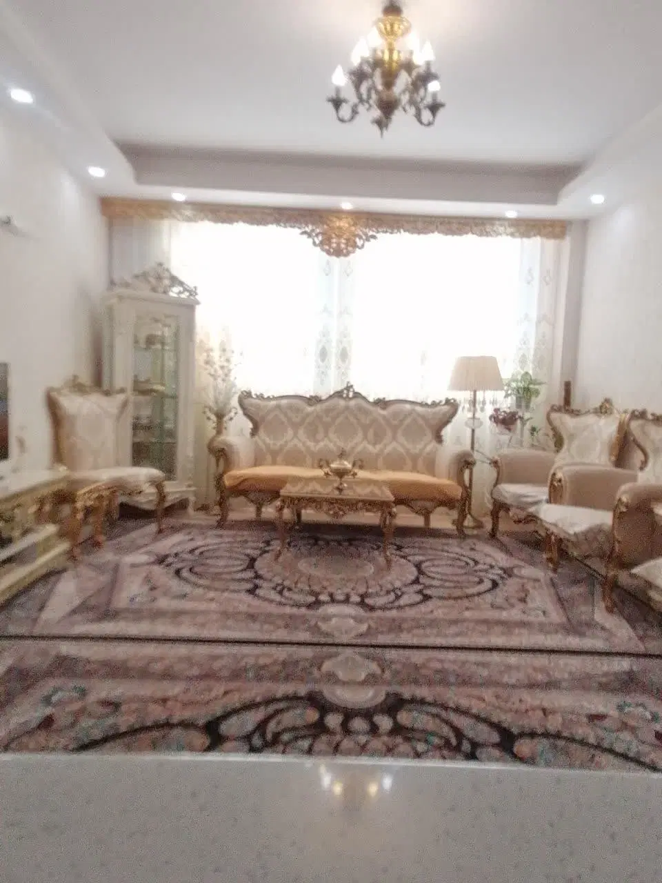 آپارتمان ۸۳ متری
