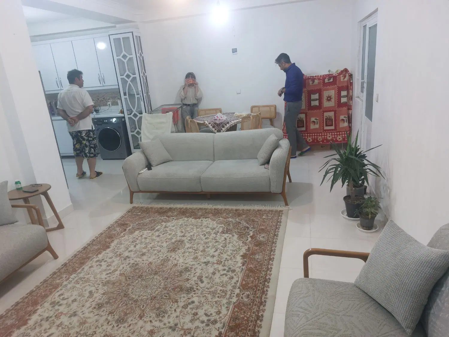 اجاره یک واحد ۷۵ متری در خیابان دکتر ابراهیمی