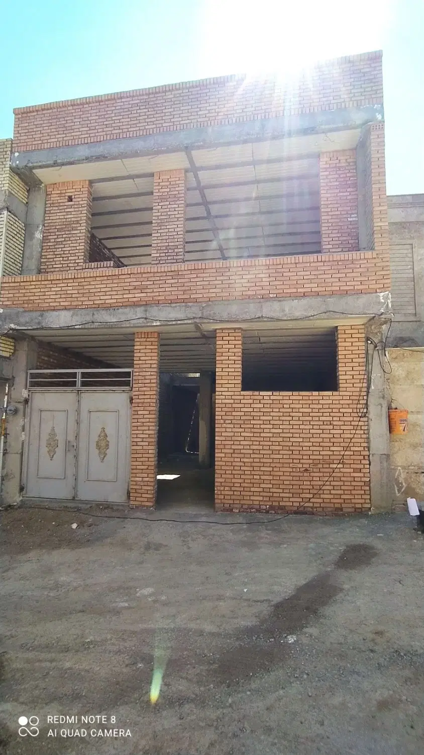 دوطبقه‌نیمه‌کاره‌شهرک‌خانقاه‌فرمانداری