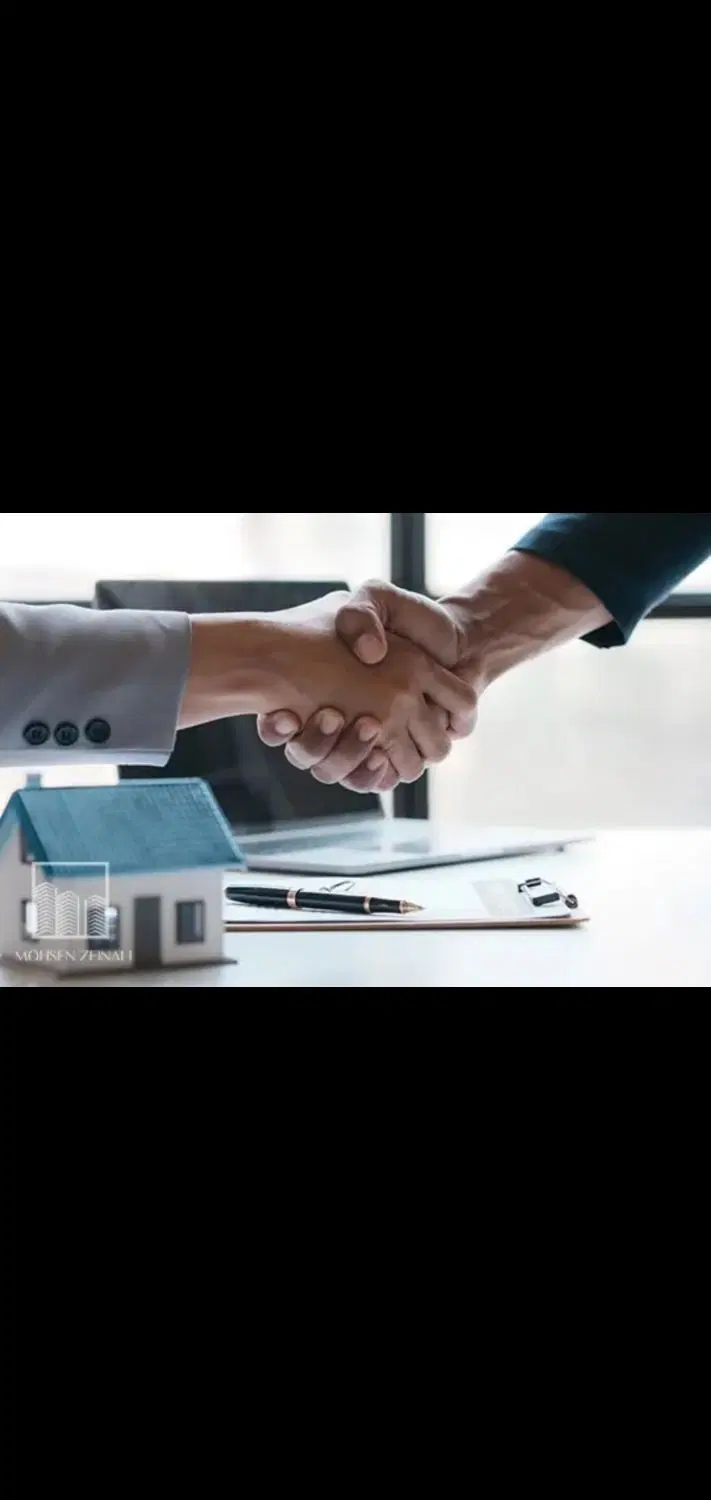 مشارکت در ساخت زمین ۳۳۸ متری در صحنه