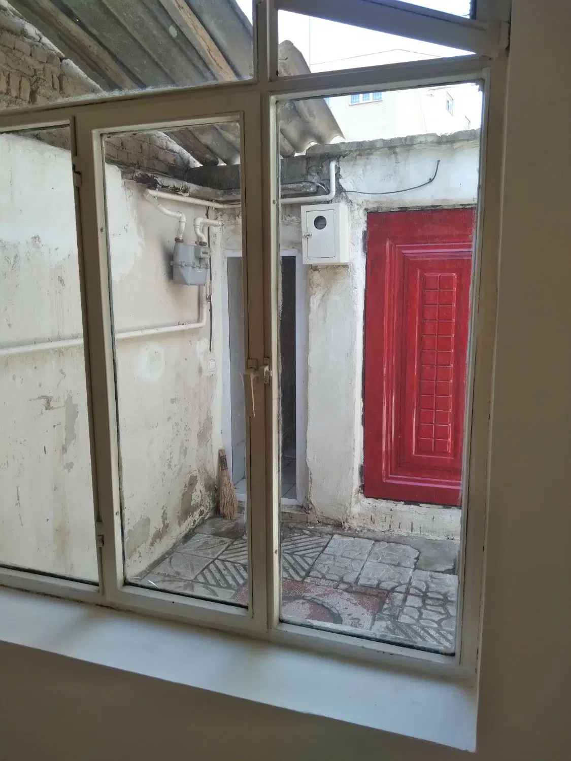 حیاط دربست ۴۵ متری