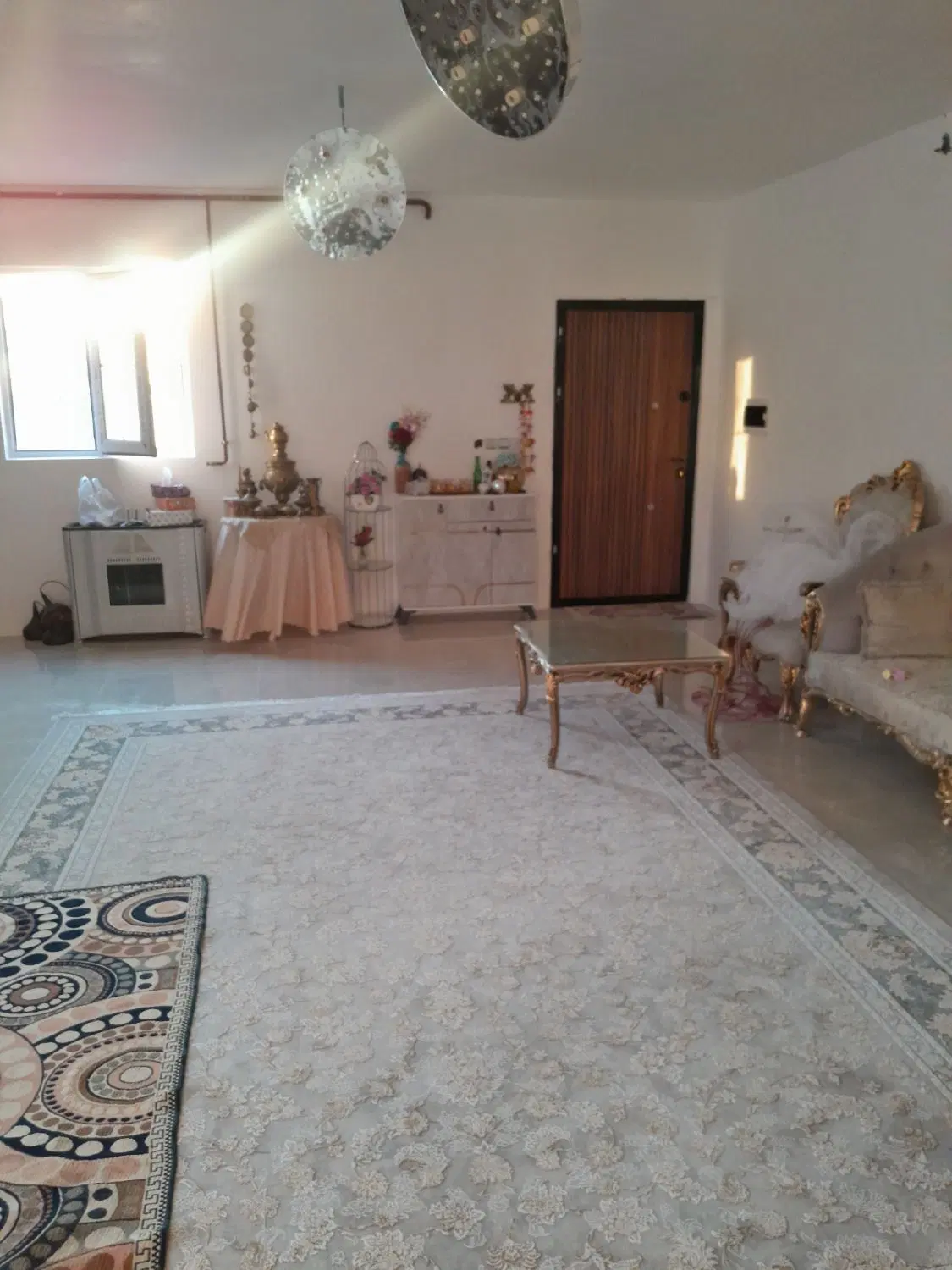 خانه ۹۳ متری کلید نخورده