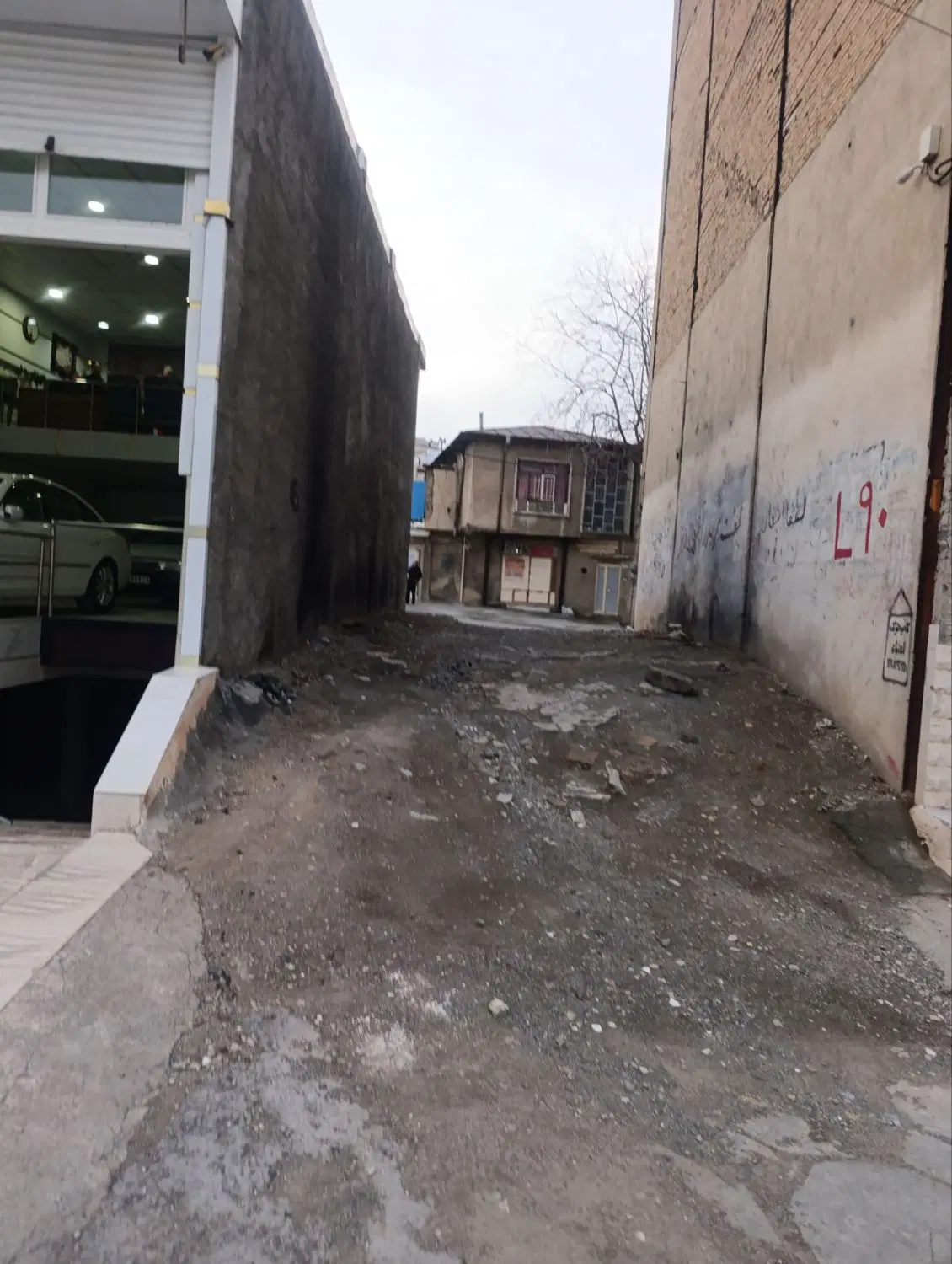 ۱۷متر تجاری ۲بر و بر خیابان اصلی