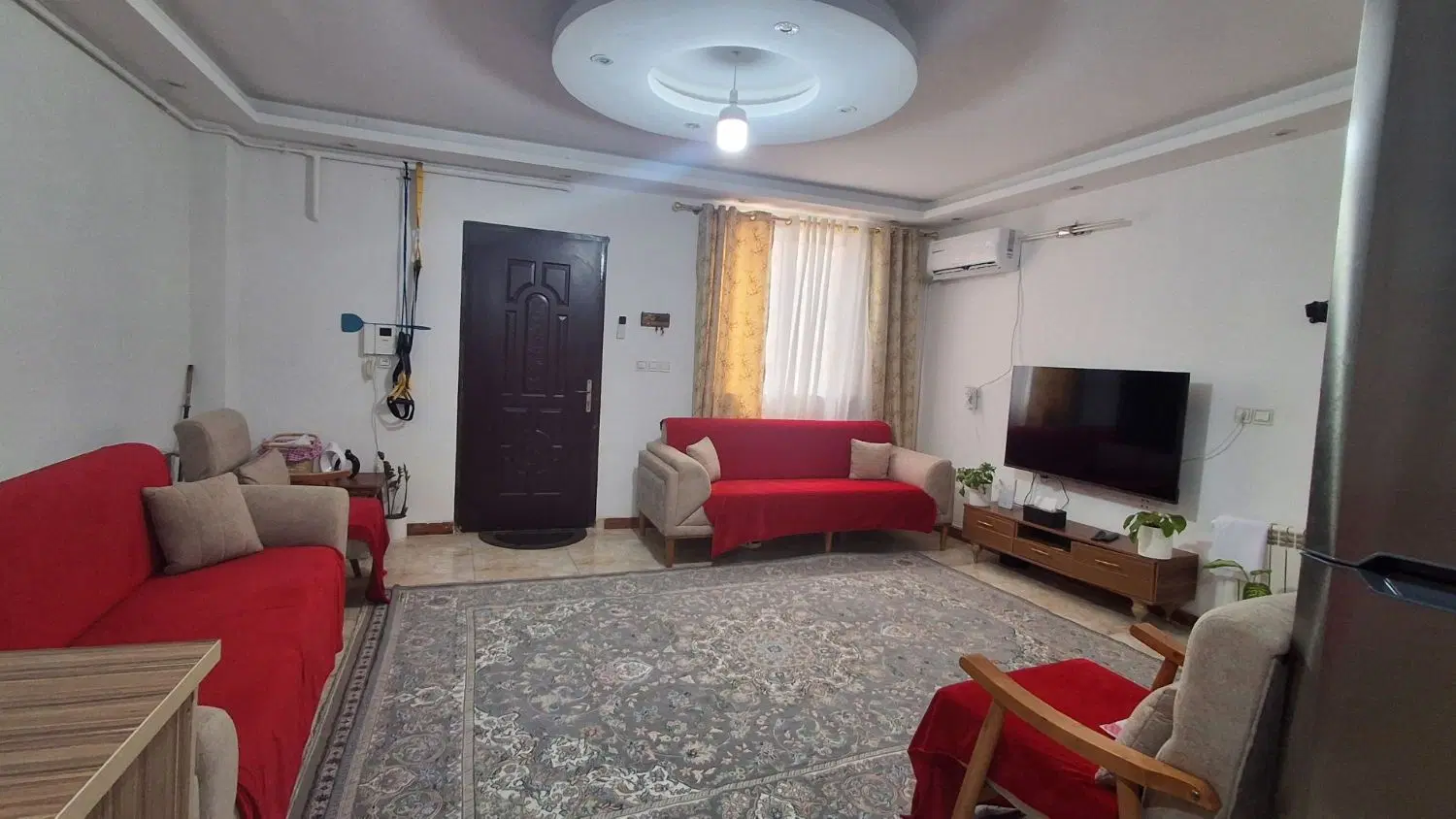 سوئیت ۶۳ متری ،نورگیر با پارکینگ بزرگ لیلاکوه،
