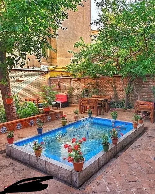 منزل قدیمی و کلنگی