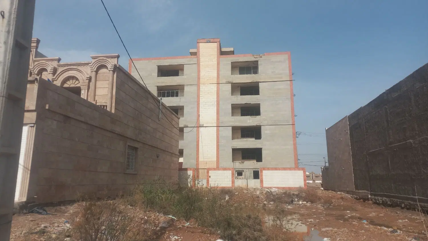 فروش مسکن مناسب بازسازی