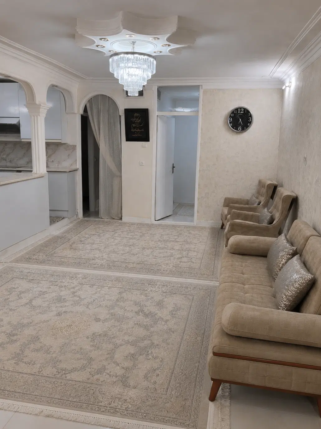 ۶۰متری_تک واحدی_طبقه اول_بر خیابان اصلی