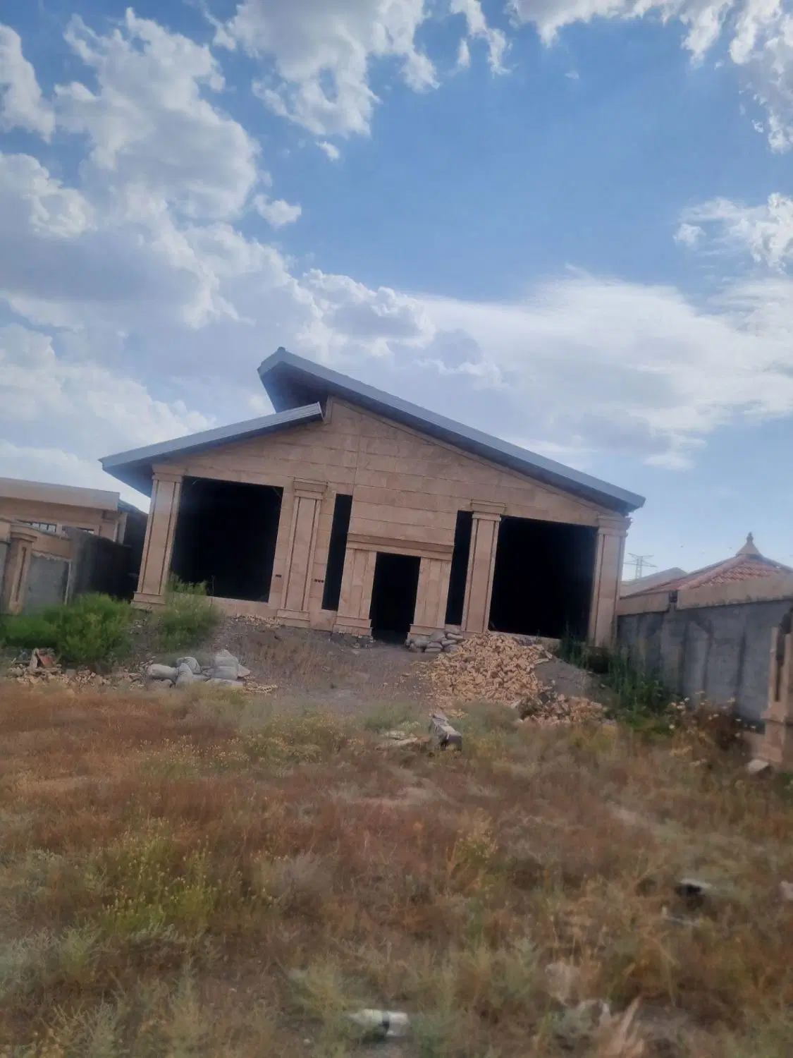 سویت آپارتمان سالیانه