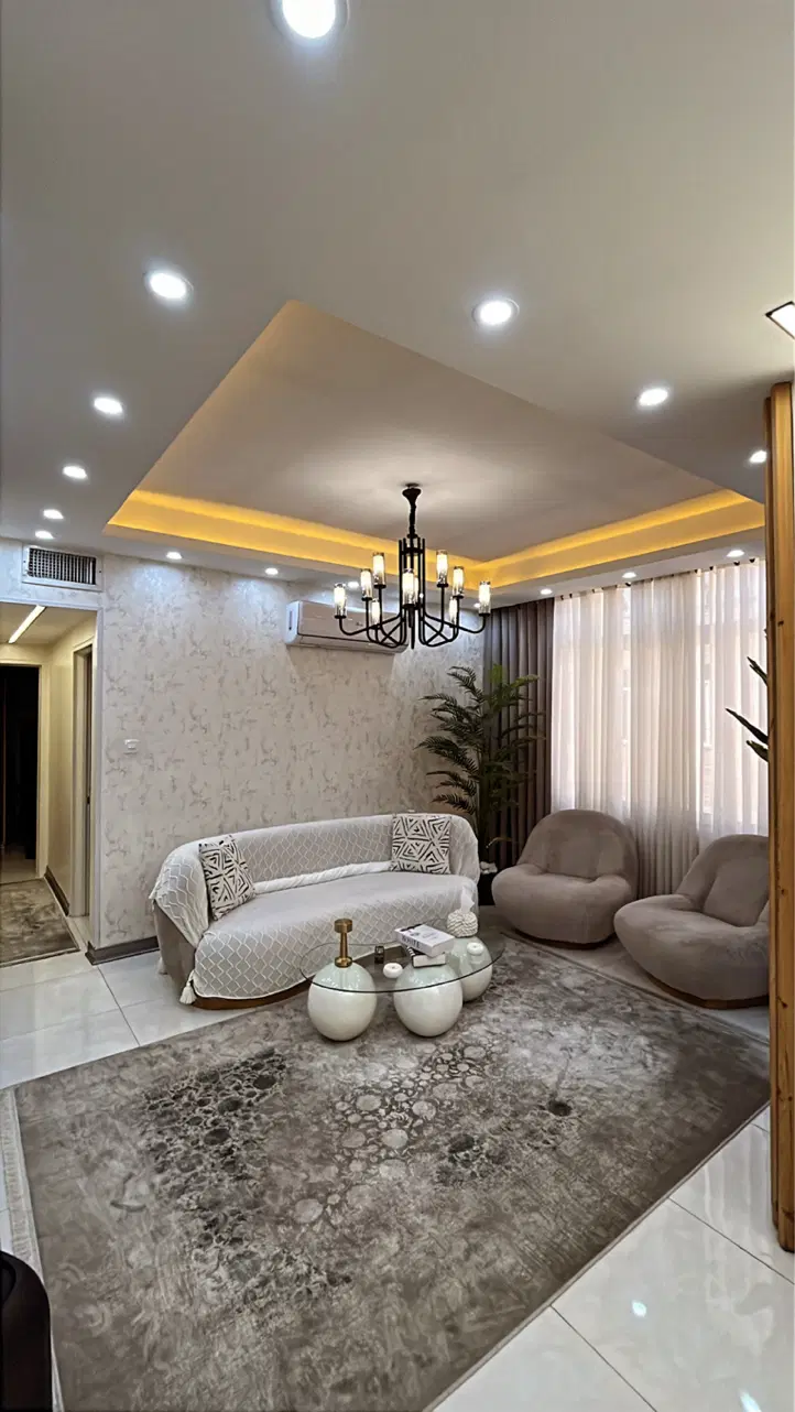 اپارتمان ۶۱متری۲خواب(پارکینگ اسانسور انباری)