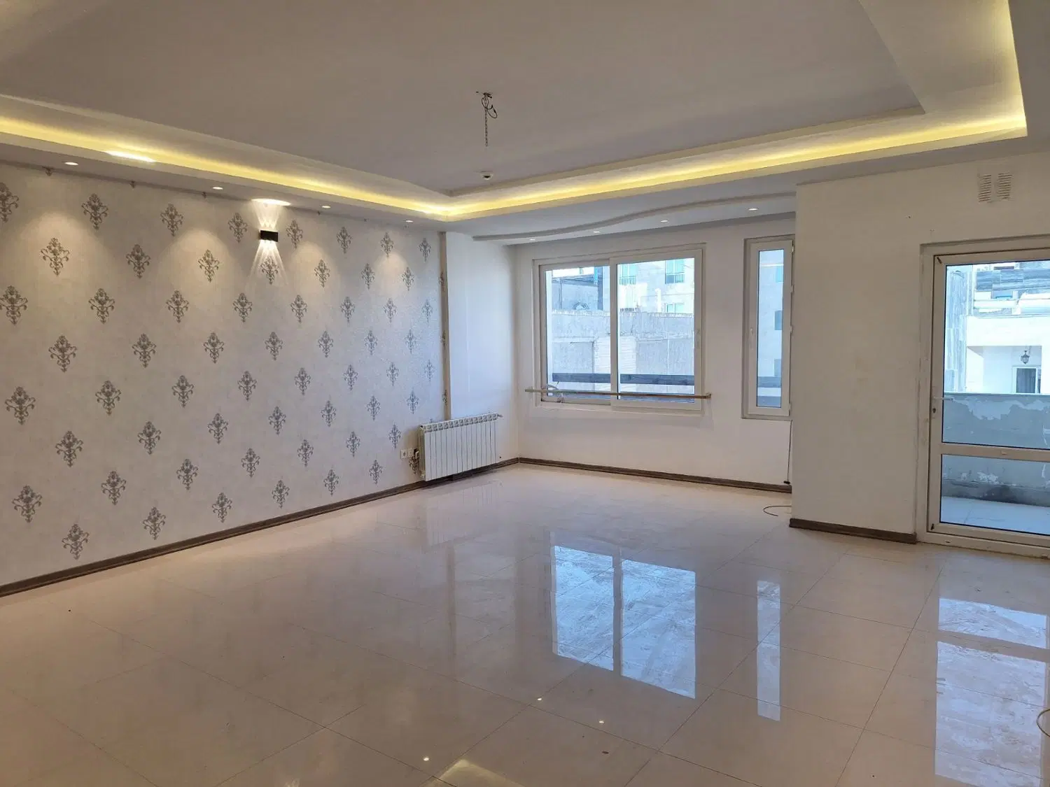 100متر_چسپ پیروزی_پارکینگ اختصاصی_تک واحدی