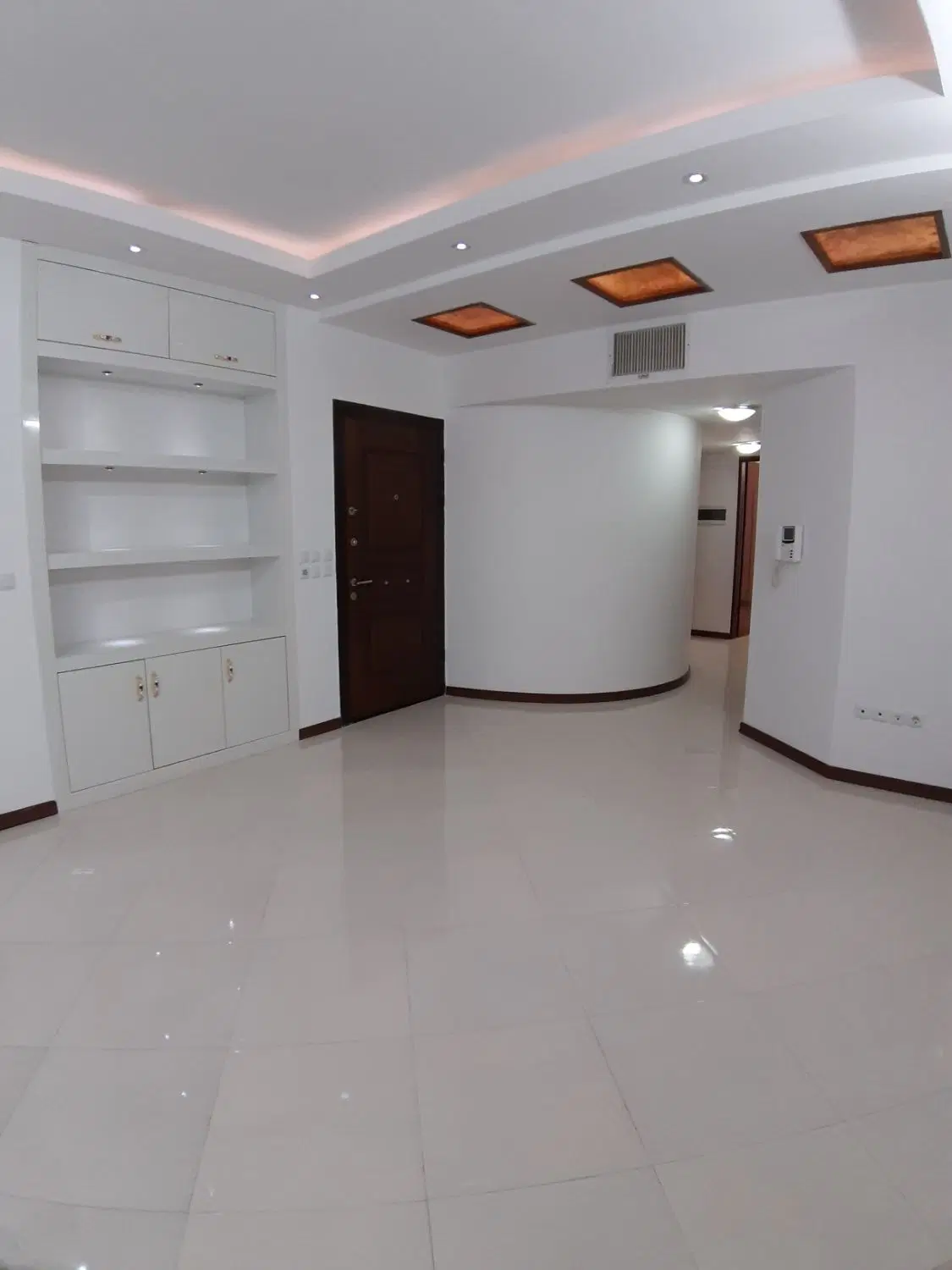 آپارتمان ۱۱۰ متر محدوده بعثت و امیرکبیر
