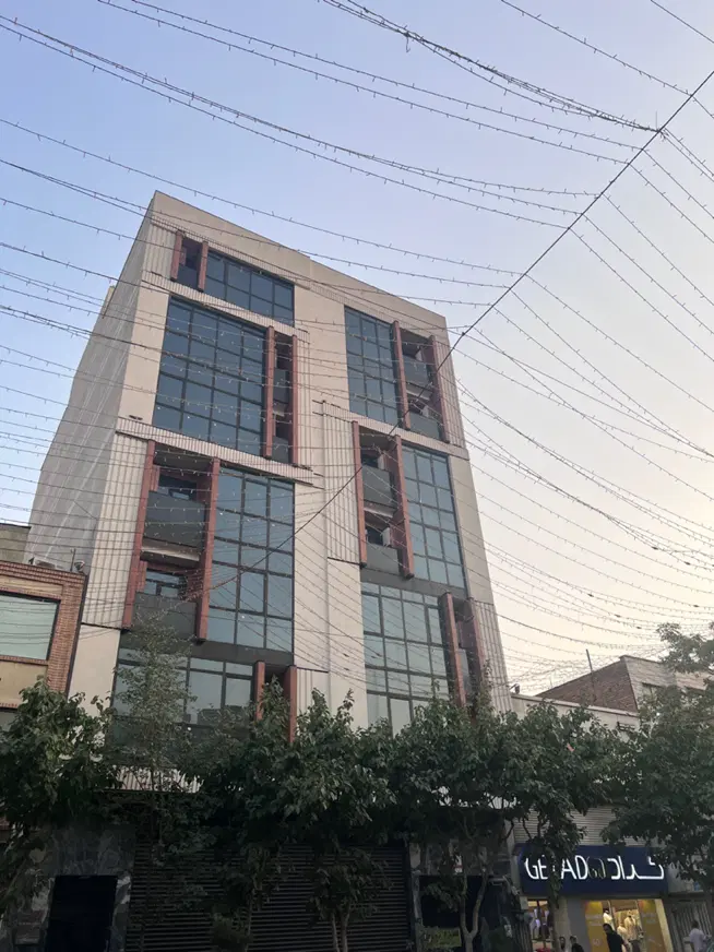 واحد ۷۹ متری تجاری بر اصلی نارمک گلبرگ