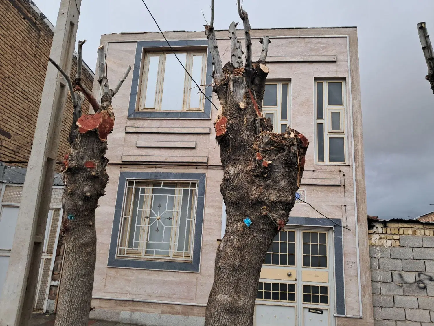 فروش خانه‌ی دربستی