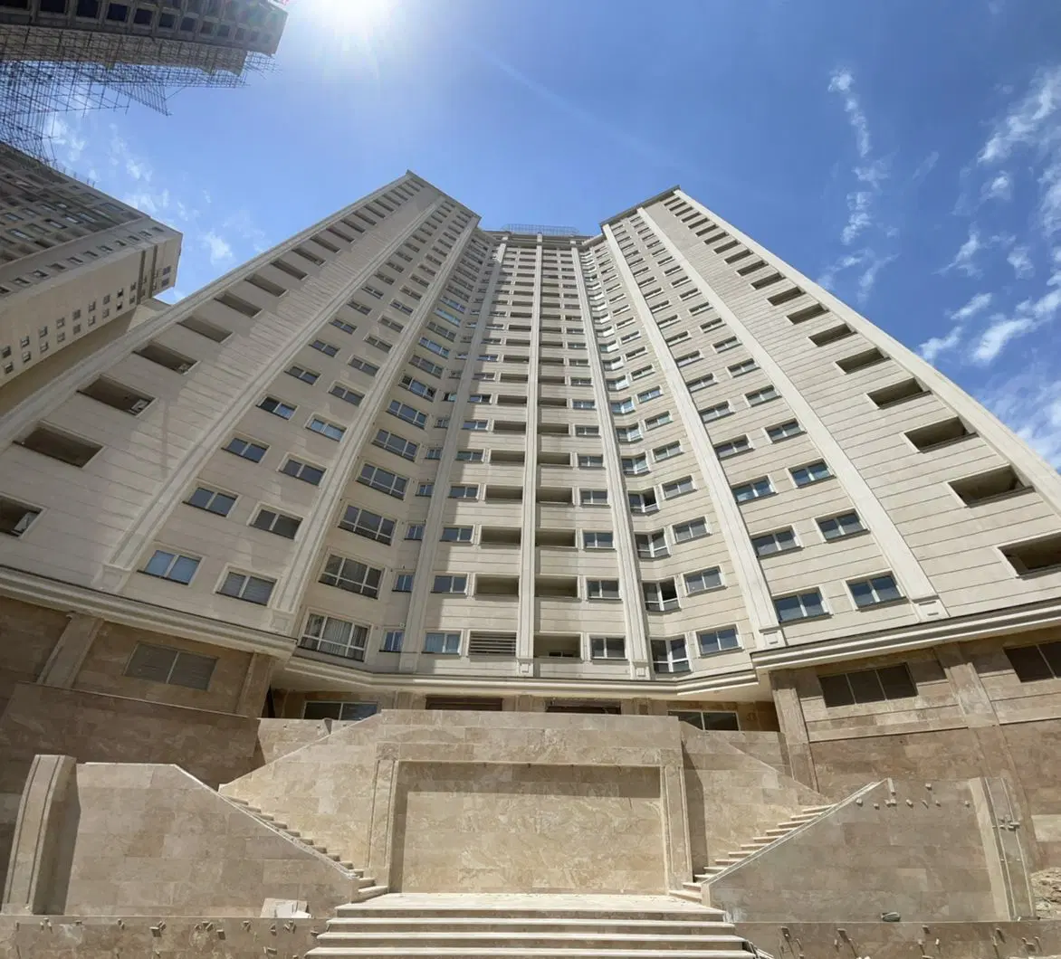 ۱۳۲ متر چیتگر مرواریدشهر پاسارگاد خادمین