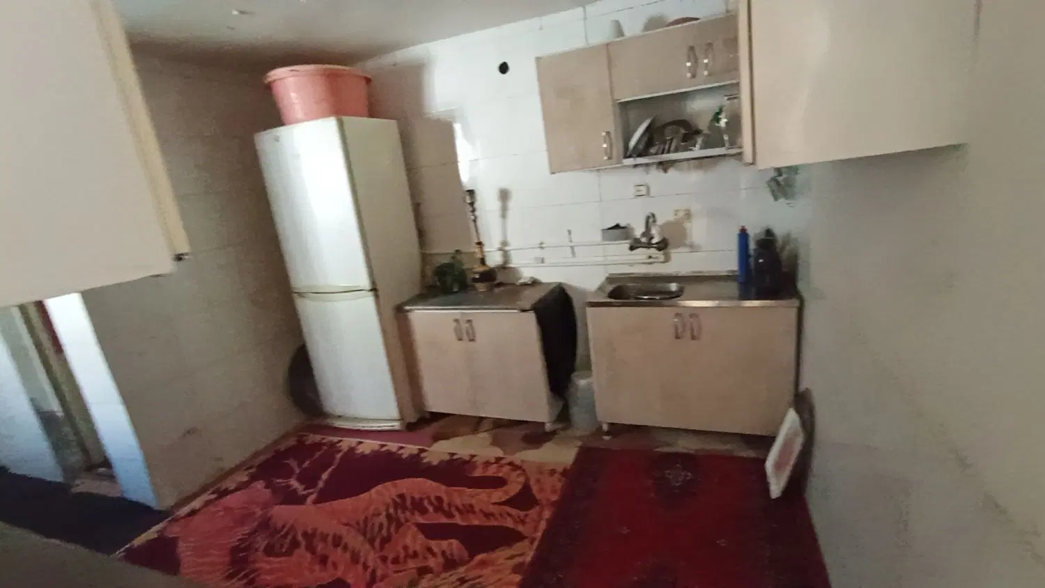 منزل دوخوابه 120 متری طلاییه شرقی