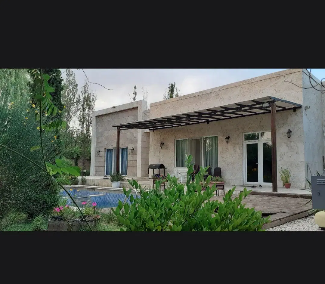 ویلایی300 متر هنرستان ۱۴ دواحدی دربست