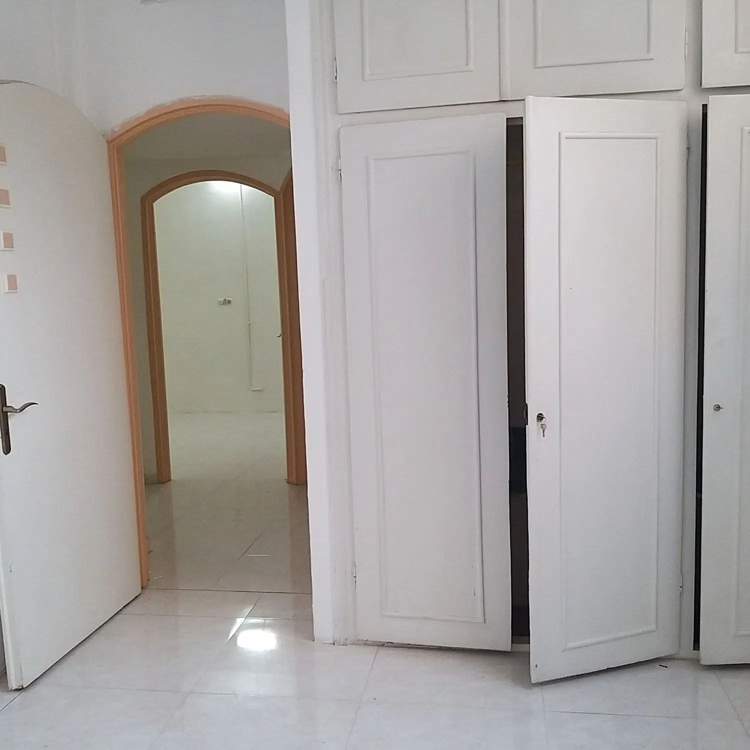 آپارتمان اجاره ای سه خواب در لادن