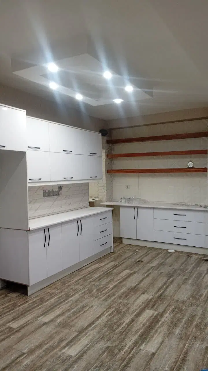 لاکچری ط ۱ تراس ۲۰ متر