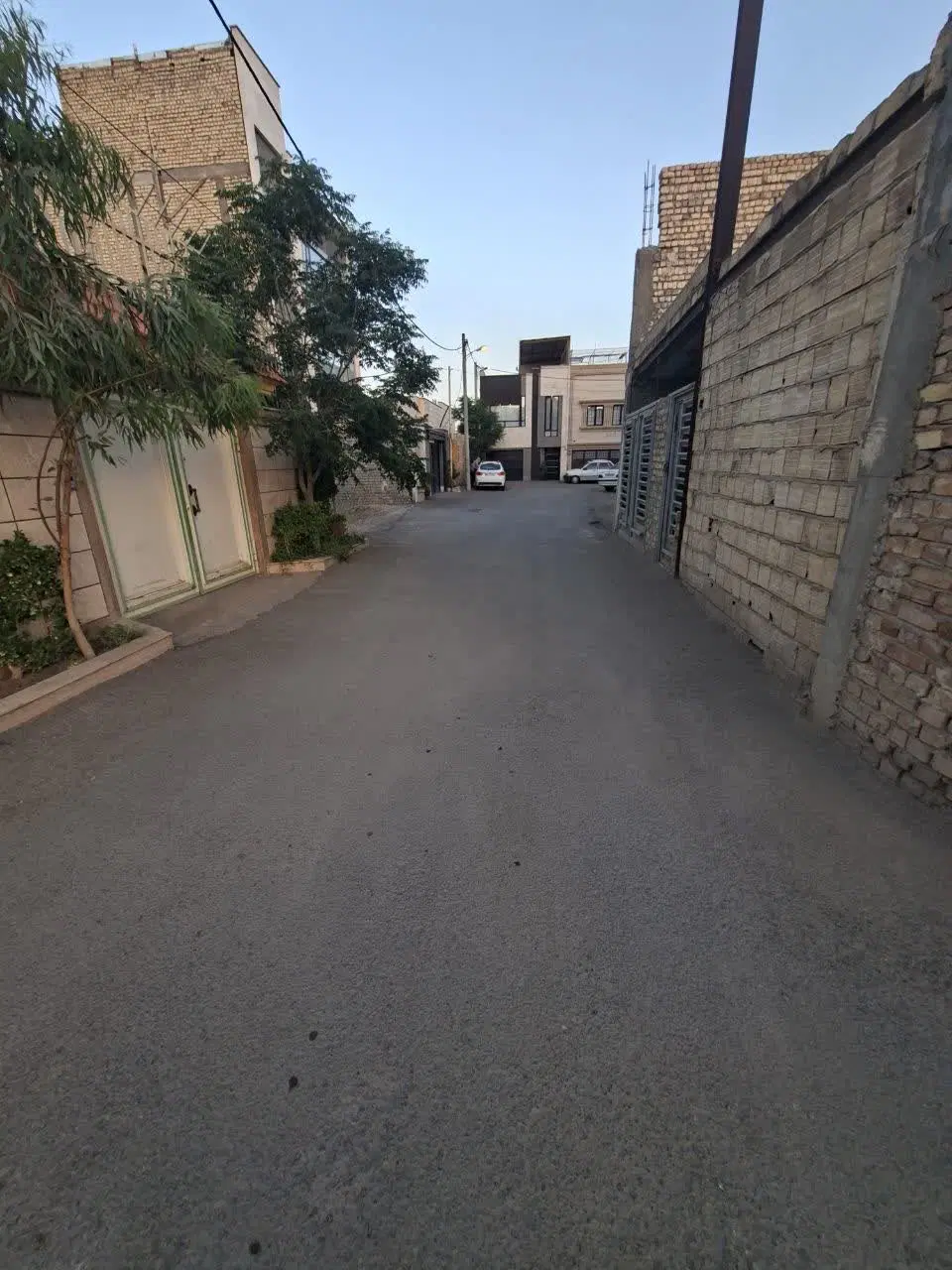 زمین فروشی