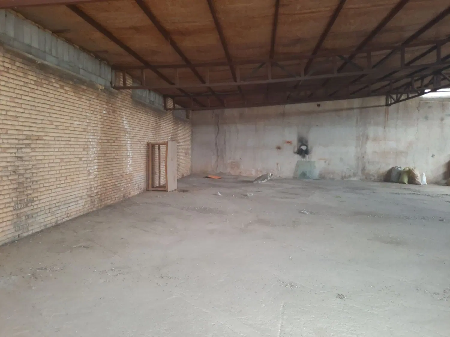 سوله صنعتی(بازار مبل تلاش)