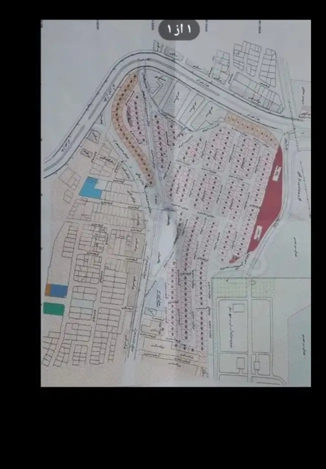 زمین دادگستری سقز