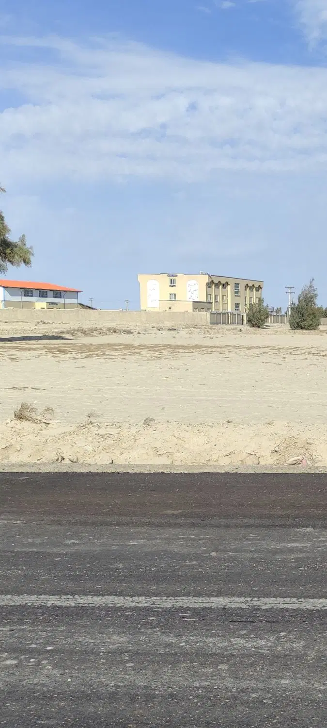 زمین با سند شش دانگ