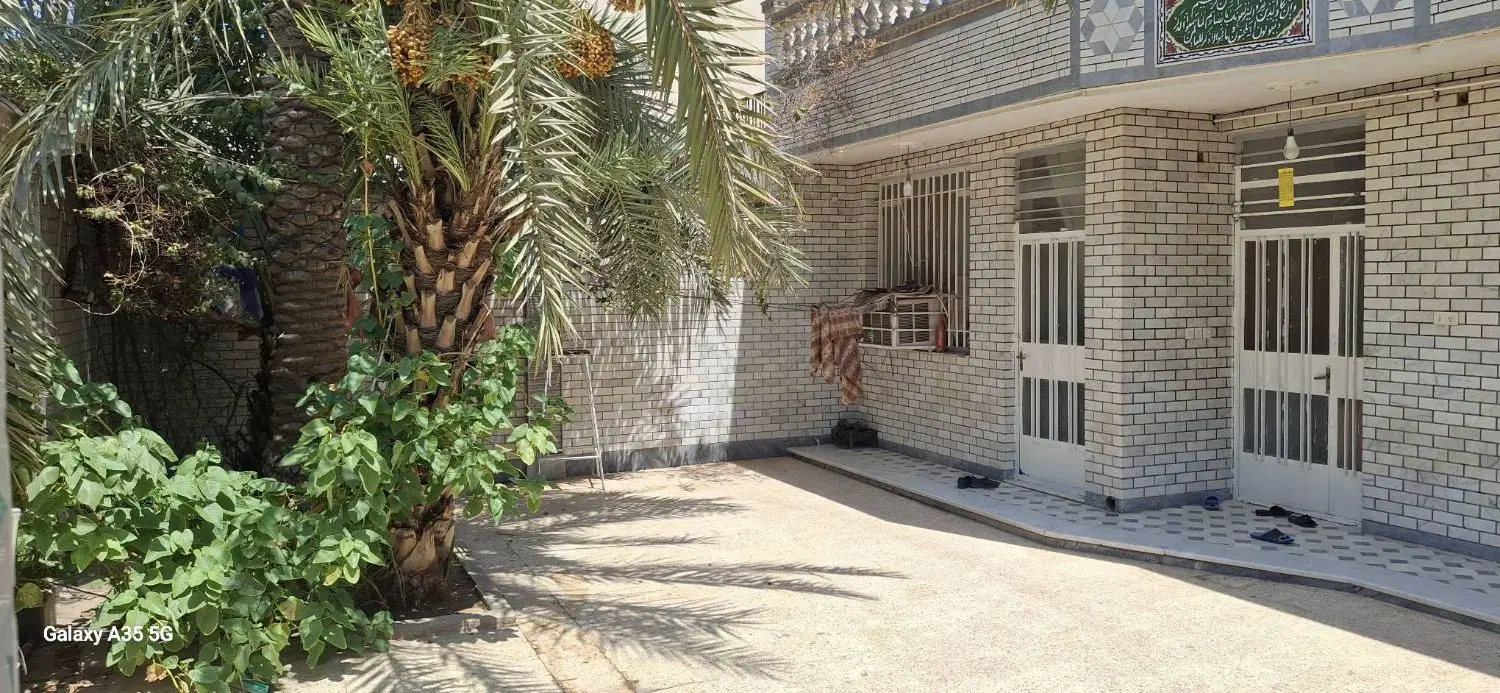 خانه ویلایی ۲۳۶ متری با بر ۱۲ متر.