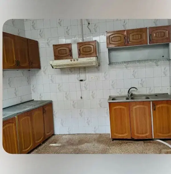 فروش منزل مسکونی میدان رهبری