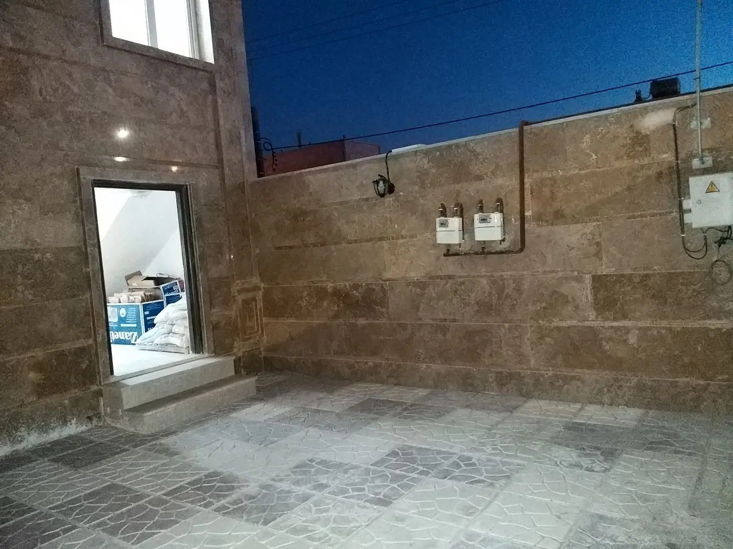 طبقه بالا از دوطبقه ویلایی محله ۱۱